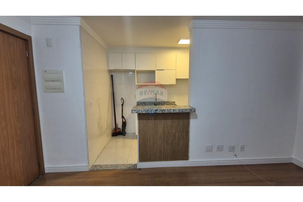 Apartamento para alugar com 2 quartos, 43m² - Foto 2