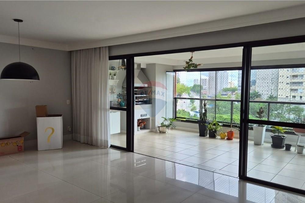 Apartamento, 3 quartos, 210 m² - Foto 1