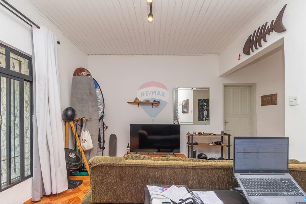 Casa à venda com 4 quartos, 160m² - Foto 3