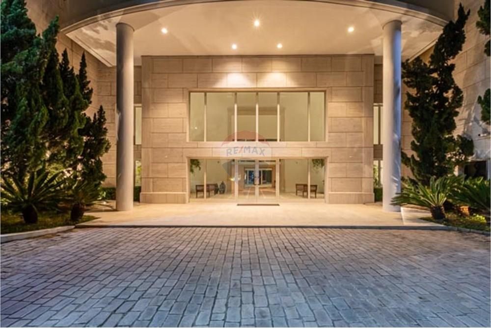 Apartamento à venda com 4 quartos, 648m² - Foto 2
