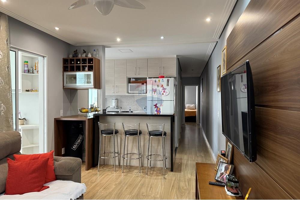Apartamento para alugar com 3 quartos, 78m² - Foto 2