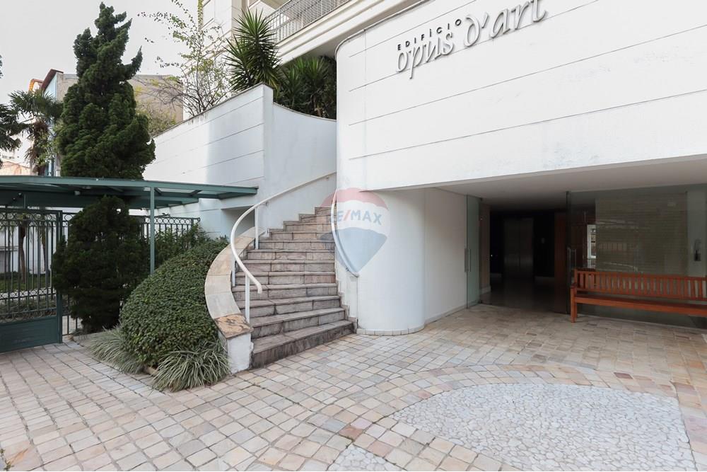 Apartamento à venda com 3 quartos, 119m² - Foto 25