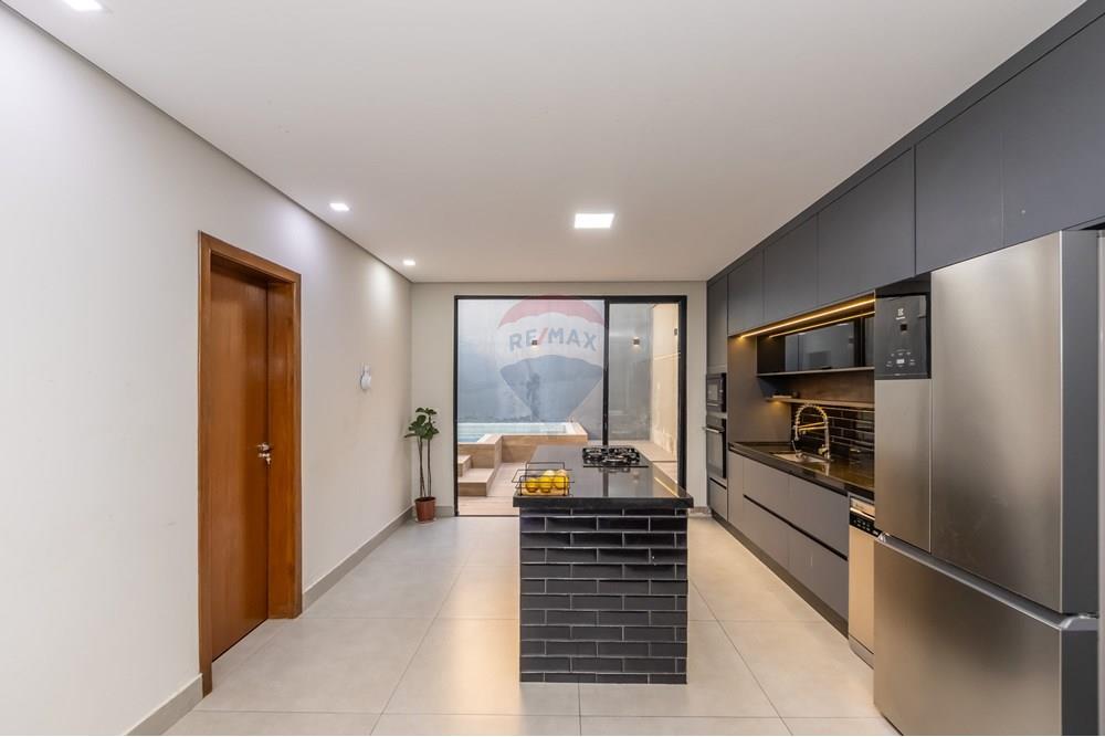 Casa à venda com 3 quartos, 128m² - Foto 17