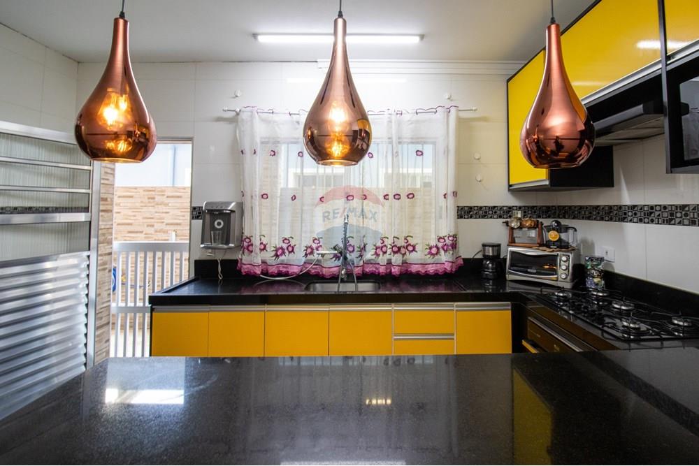Casa à venda com 3 quartos, 450m² - Foto 3