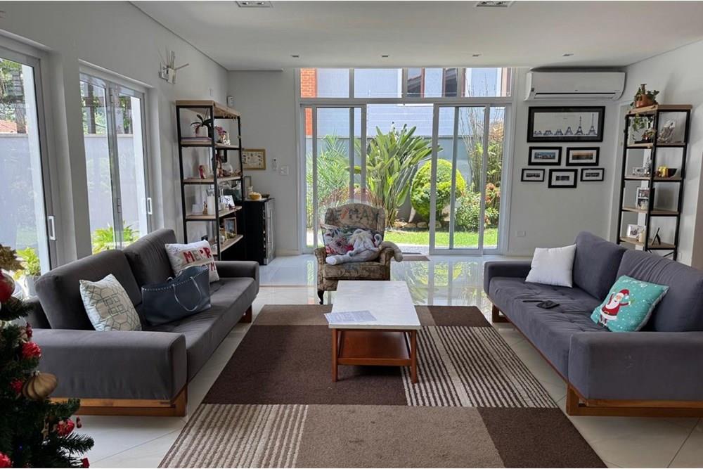 Casa, 4 quartos, 290 m² - Foto 2