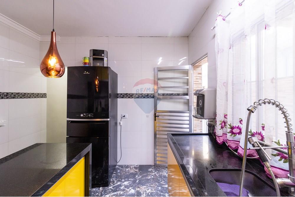 Casa à venda com 3 quartos, 450m² - Foto 4