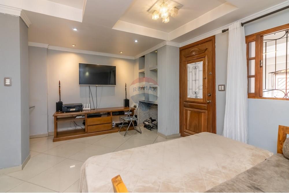 Casa, 3 quartos, 210 m² - Foto 4