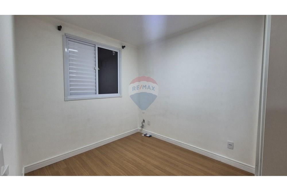 Apartamento para alugar com 2 quartos, 43m² - Foto 12
