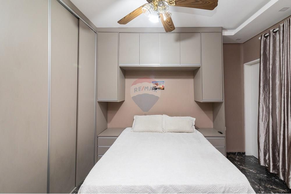 Casa à venda com 3 quartos, 450m² - Foto 23