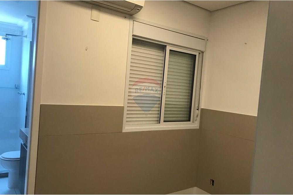 Apartamento para alugar com 2 quartos, 80m² - Foto 14