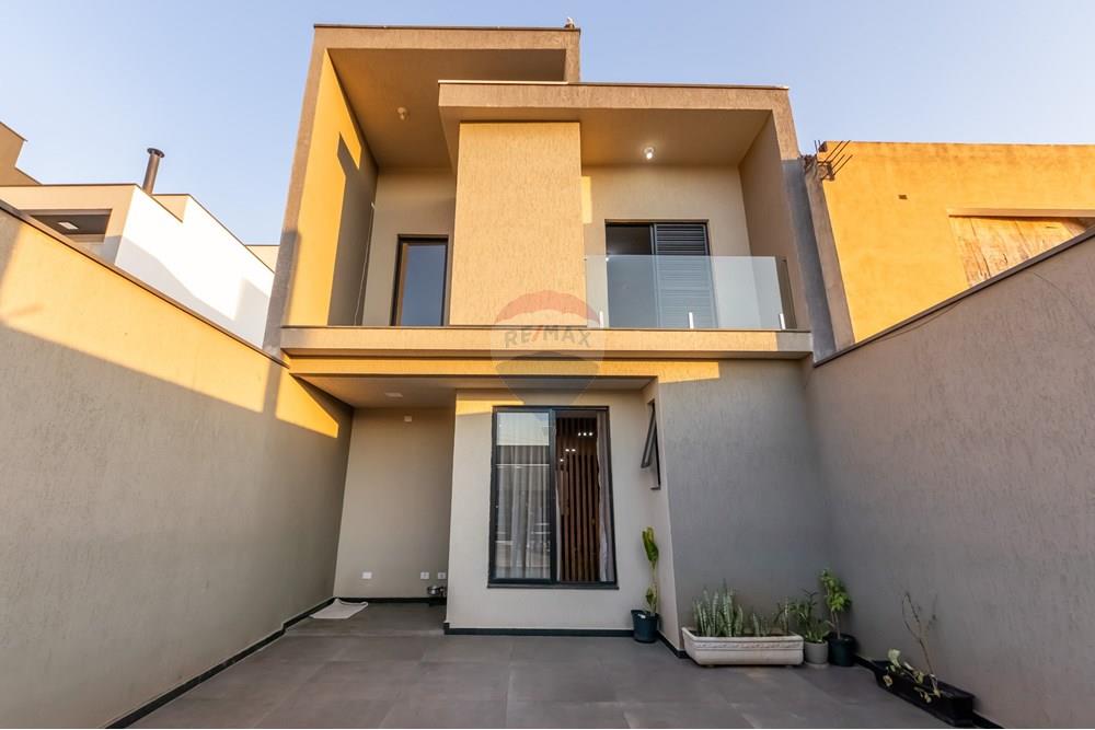 Casa à venda com 3 quartos, 128m² - Foto 5