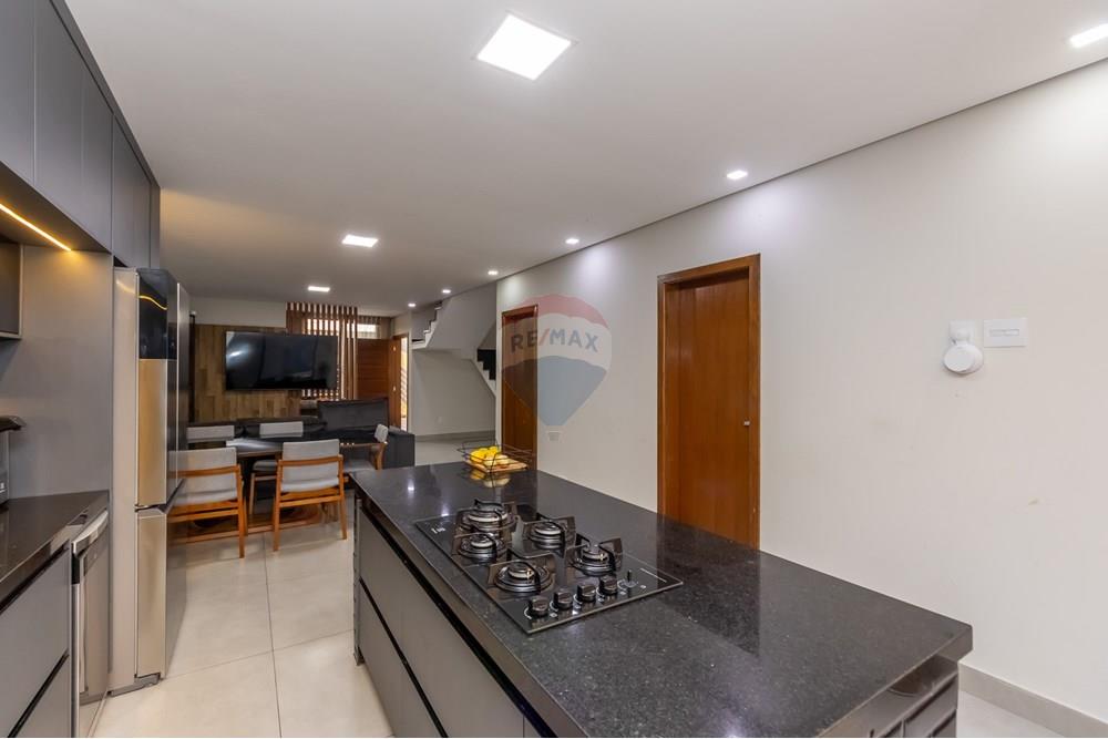 Casa à venda com 3 quartos, 128m² - Foto 16