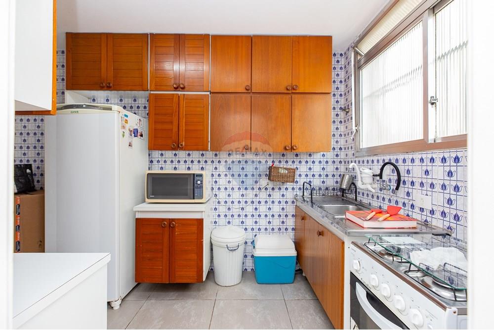 Apartamento à venda com 2 quartos, 75m² - Foto 13