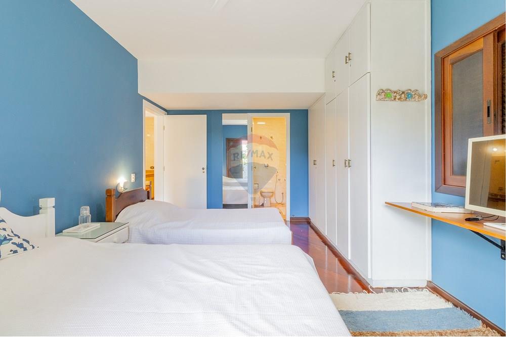 Casa de Condomínio à venda com 6 quartos, 355m² - Foto 48