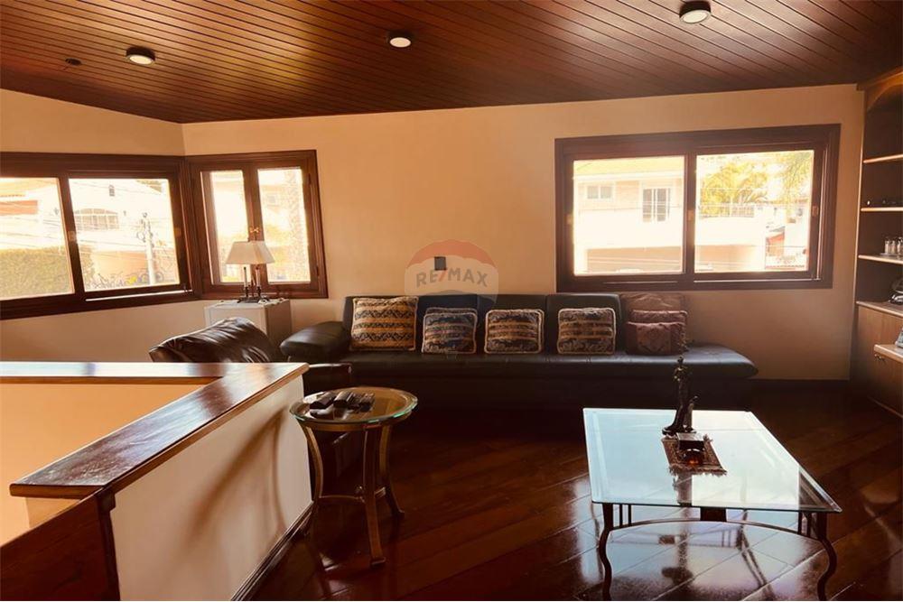 Casa para alugar com 4 quartos, 560m² - Foto 20