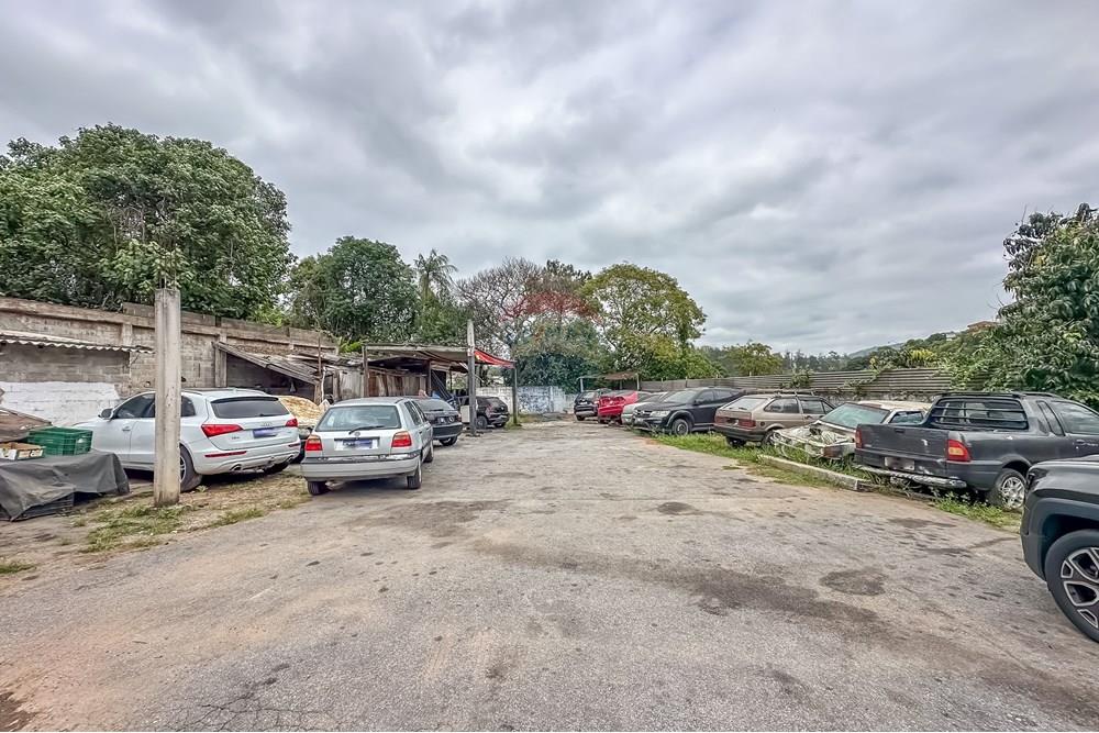 Loteamento e Condomínio, 1612 m² - Foto 2