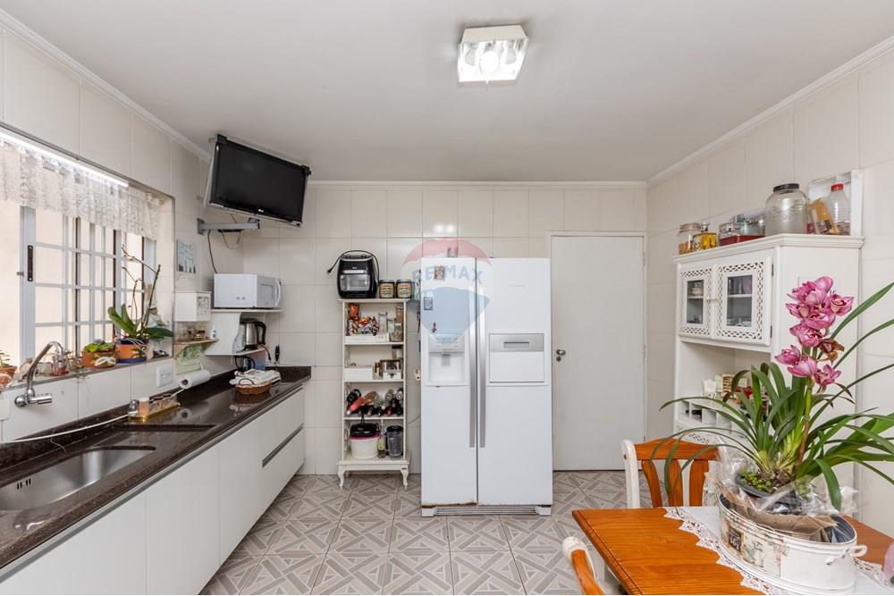 Sobrado à venda com 3 quartos, 179m² - Foto 28