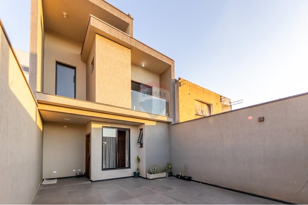 Casa à venda com 3 quartos, 128m² - Foto 4