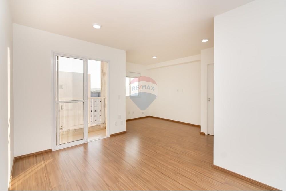 Apartamento à venda com 2 quartos, 44m² - Foto 3