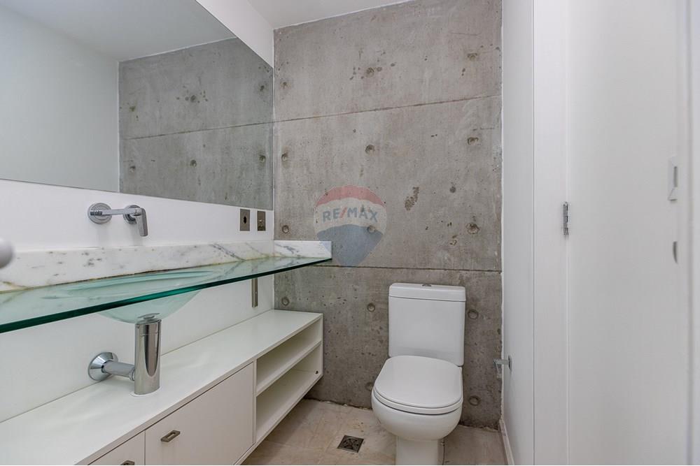 Apartamento à venda com 2 quartos, 70m² - Foto 19