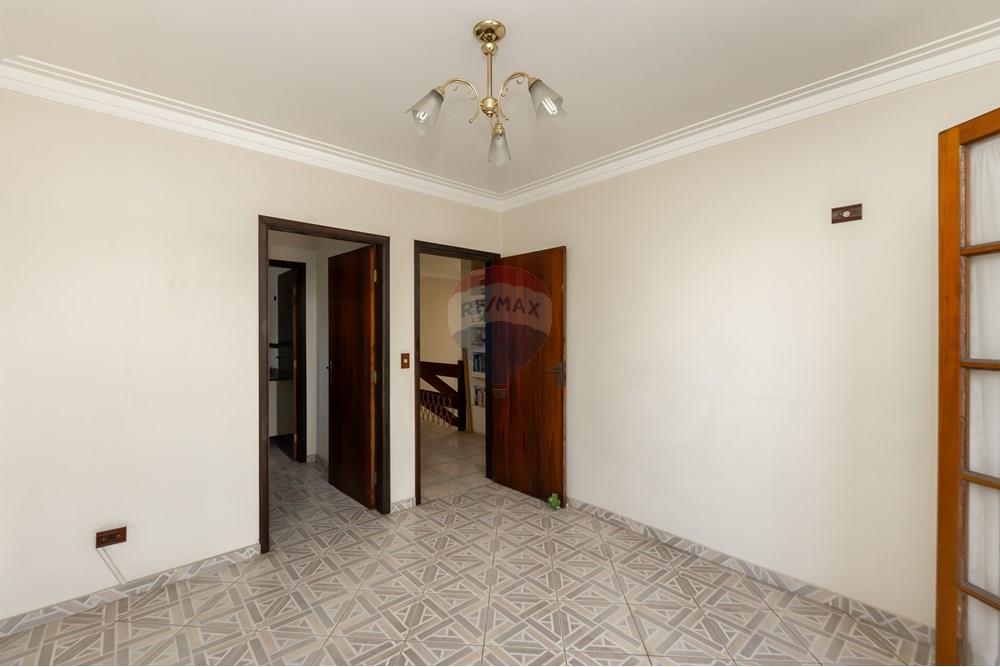 Casa à venda com 5 quartos, 263m² - Foto 21