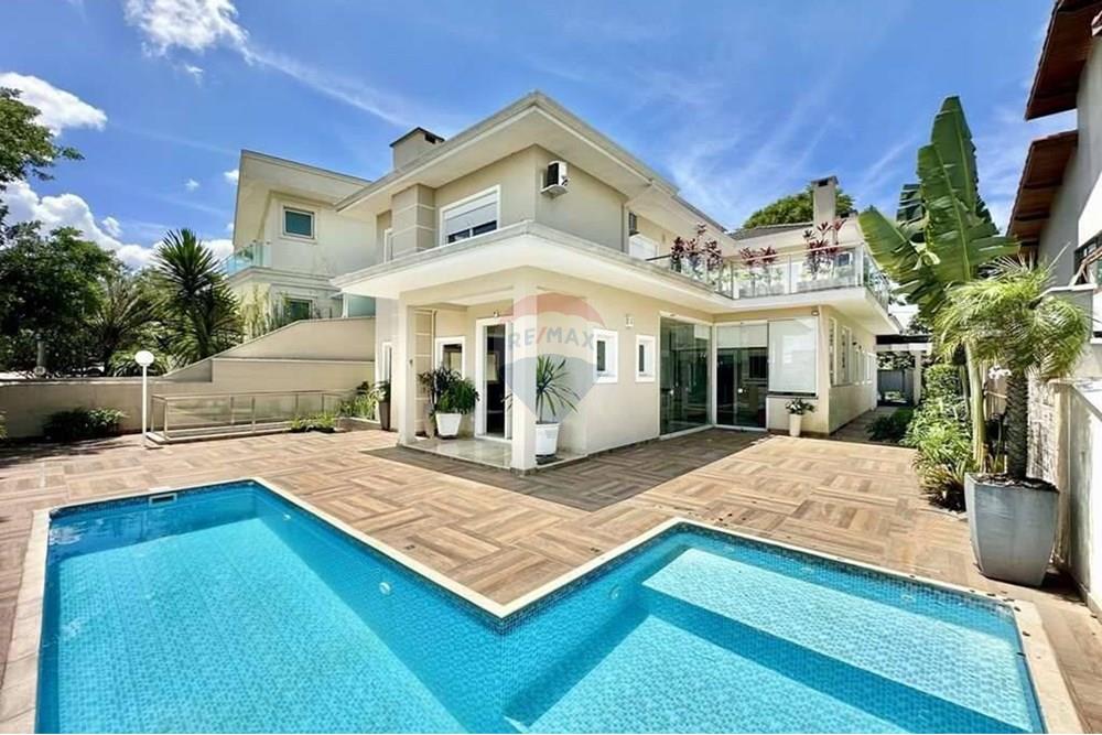 Casa, 4 quartos, 358 m² - Foto 1