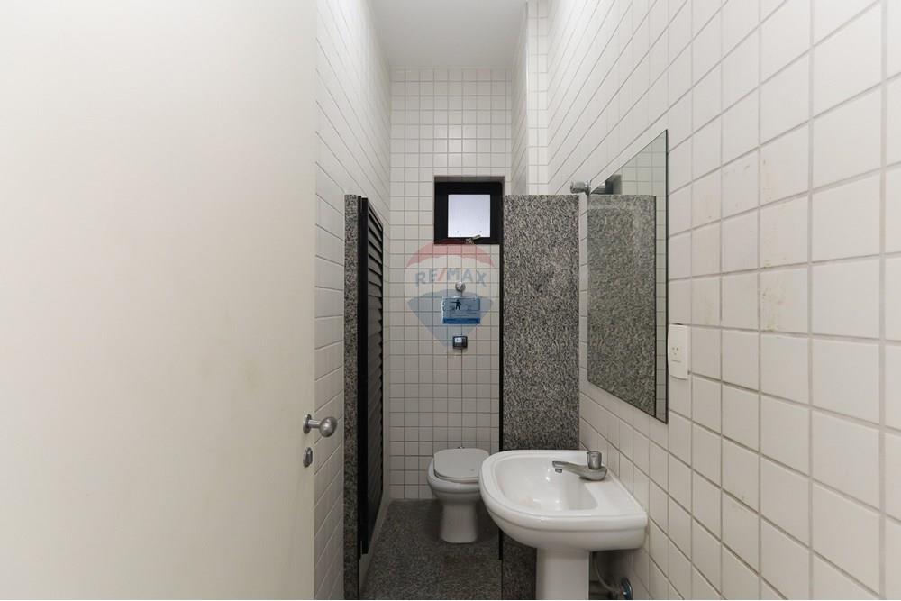 Prédio Inteiro para alugar com 7 quartos, 728m² - Foto 16