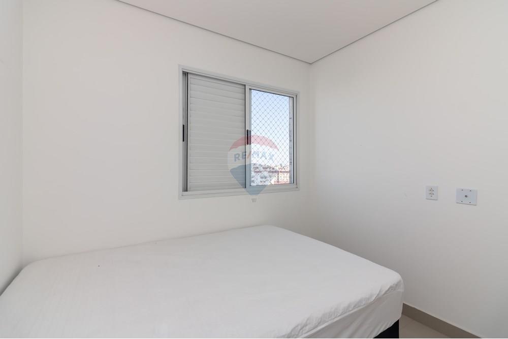 Apartamento à venda com 2 quartos, 62m² - Foto 13
