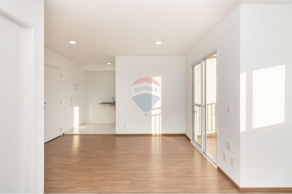 Apartamento à venda com 2 quartos, 44m² - Foto 2