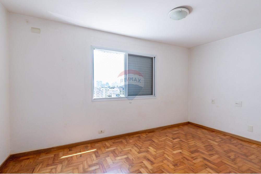 Apartamento à venda com 2 quartos, 66m² - Foto 17