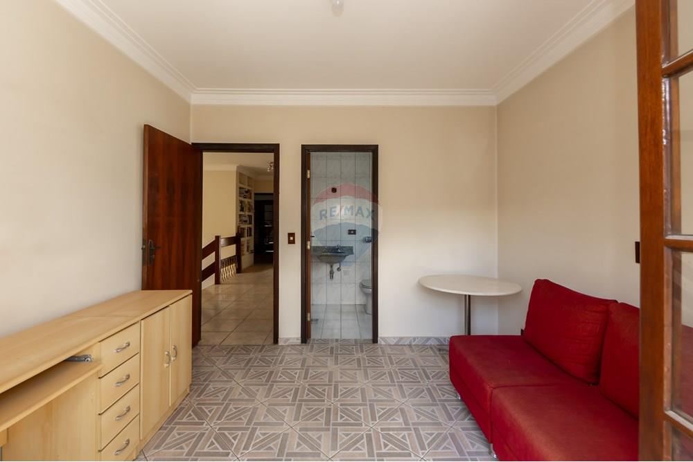 Casa à venda com 5 quartos, 263m² - Foto 15
