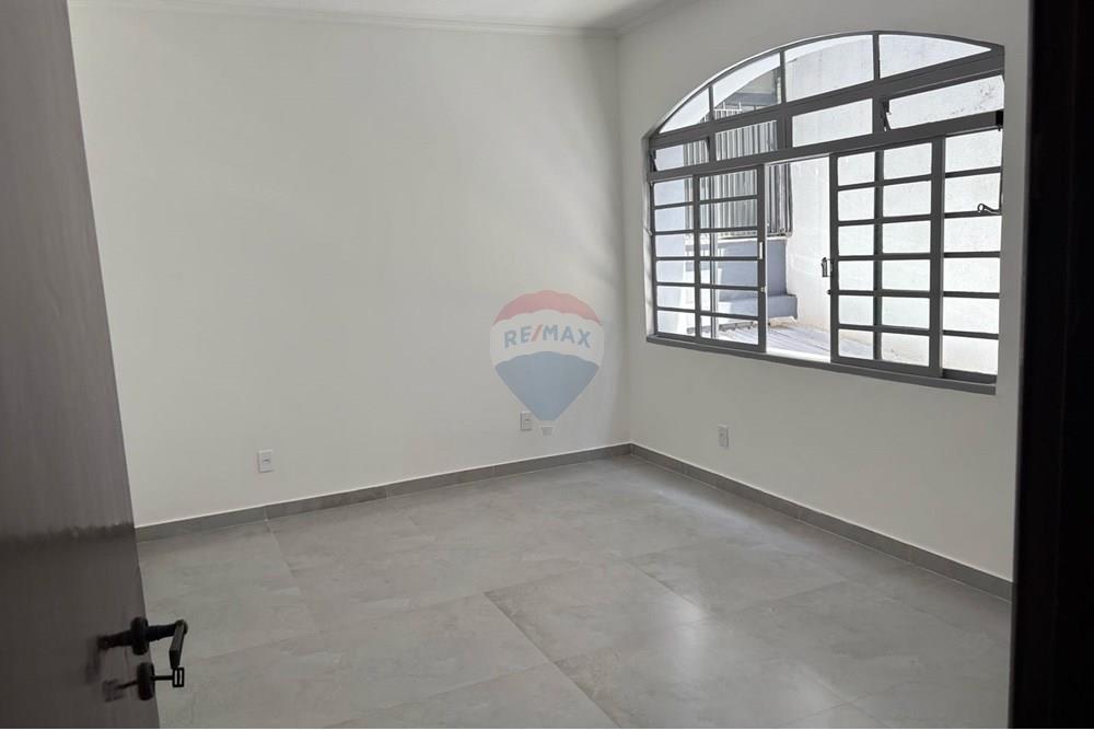 Prédio Inteiro para alugar, 400m² - Foto 32