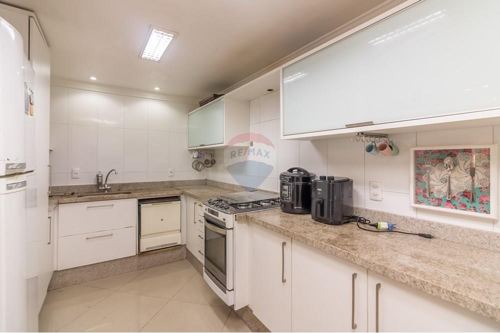 Casa, 3 quartos, 210 m² - Foto 6