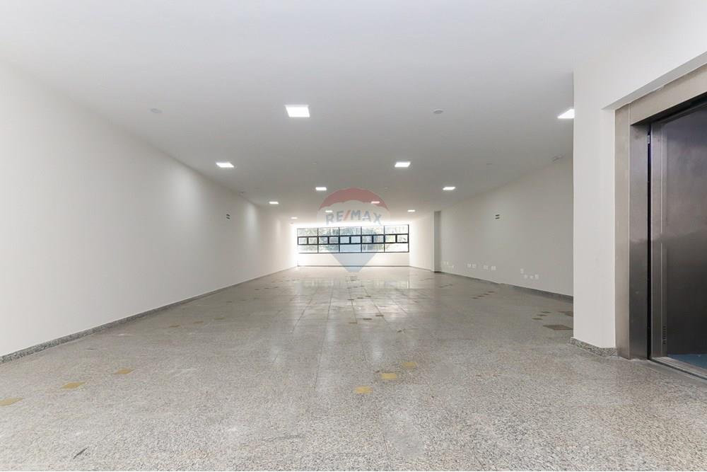 Prédio Inteiro para alugar com 7 quartos, 728m² - Foto 28