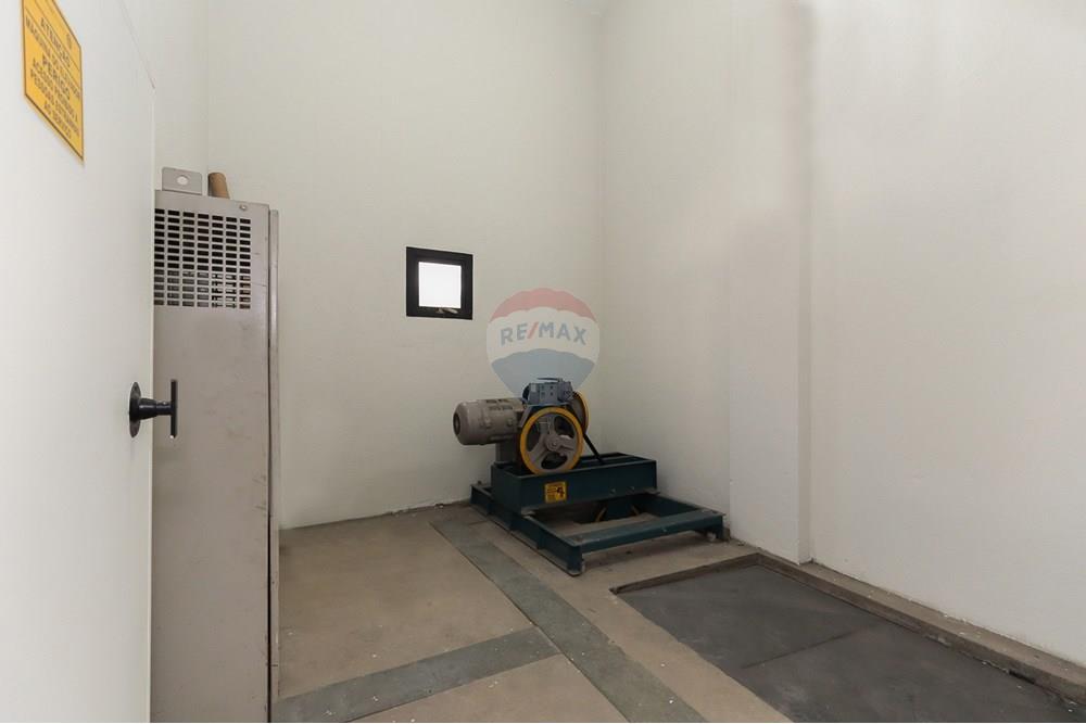 Prédio Inteiro para alugar com 7 quartos, 728m² - Foto 34