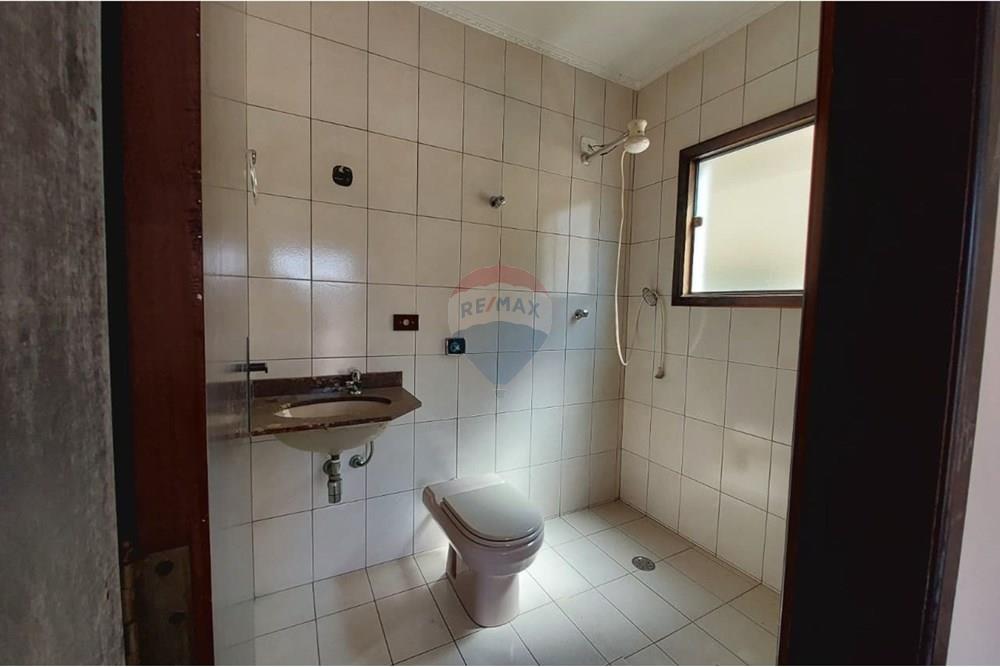 Casa à venda com 5 quartos, 263m² - Foto 30