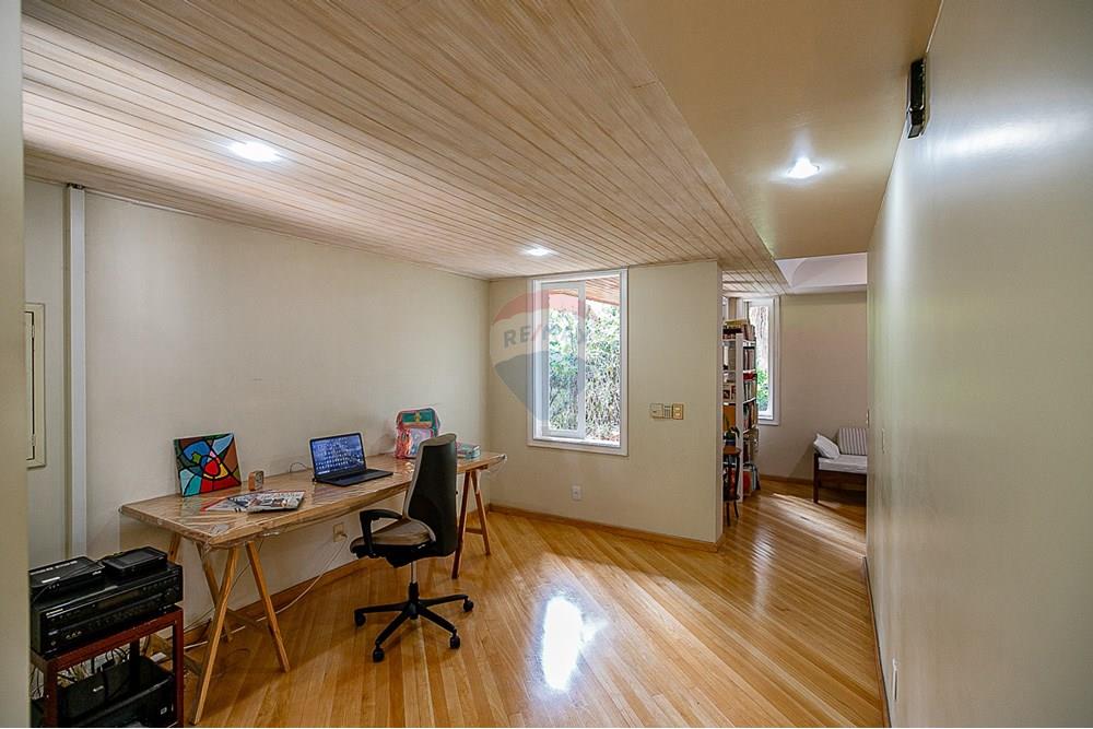 Casa, 4 quartos, 1023 m² - Foto 37