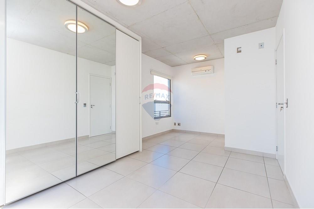 Apartamento à venda com 2 quartos, 70m² - Foto 15