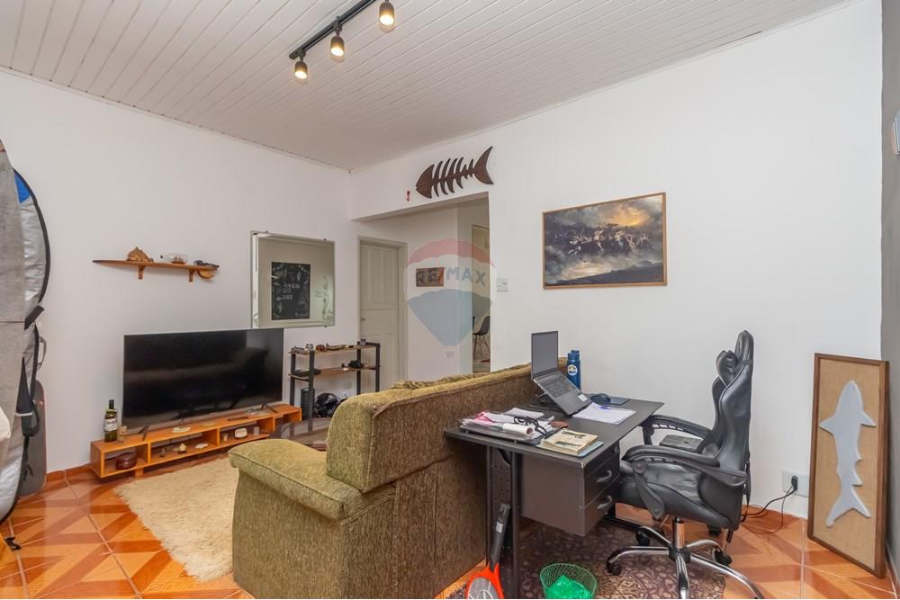 Casa à venda com 4 quartos, 160m² - Foto 2