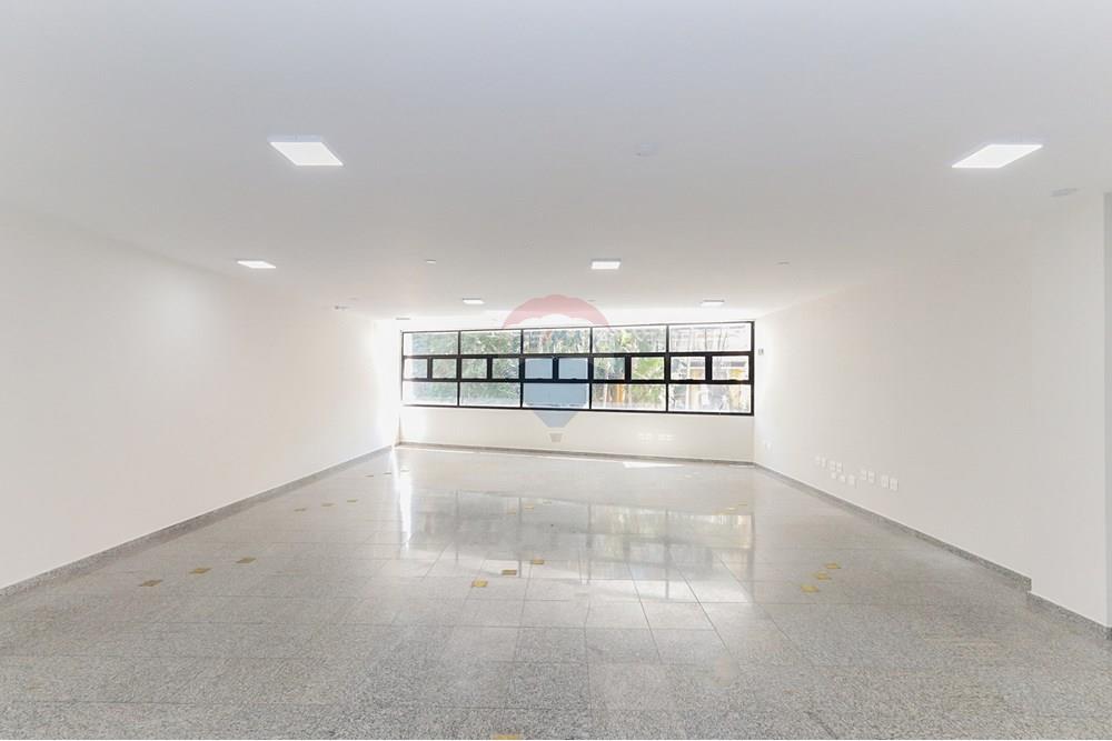 Prédio Inteiro para alugar com 7 quartos, 728m² - Foto 29