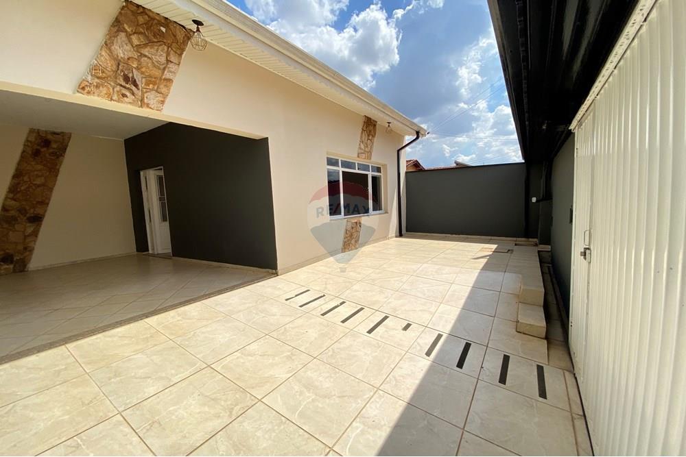 Casa, 3 quartos, 257 m² - Foto 1