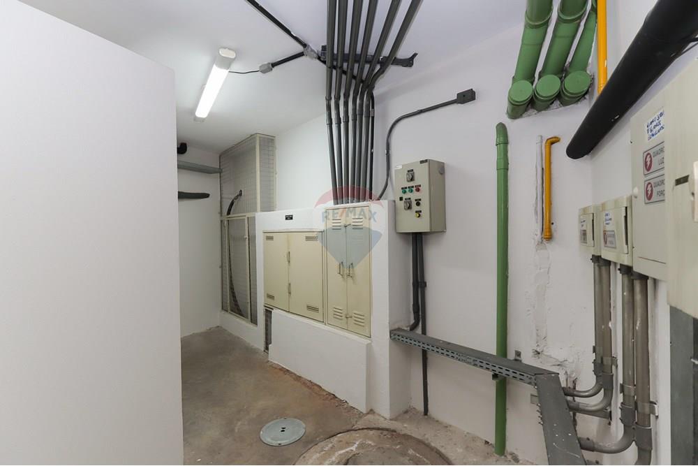 Prédio Inteiro para alugar com 7 quartos, 728m² - Foto 20