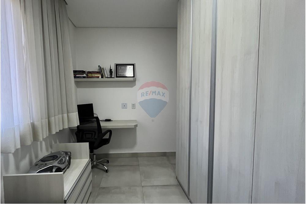 Apartamento à venda com 3 quartos, 78m² - Foto 32