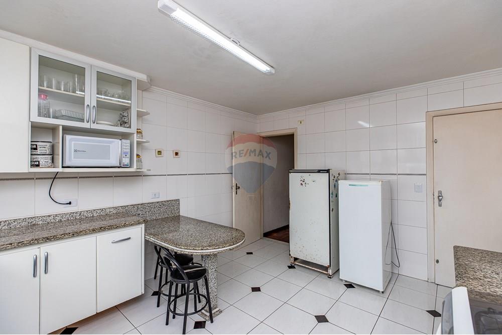 Casa à venda com 3 quartos, 396m² - Foto 9