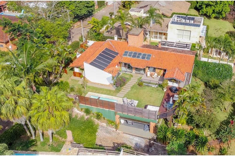 Casa de Condomínio à venda com 6 quartos, 355m² - Foto 6