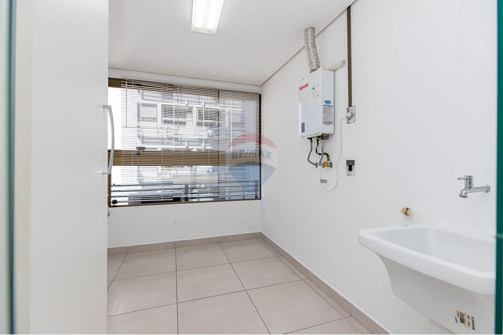 Apartamento à venda com 2 quartos, 70m² - Foto 18