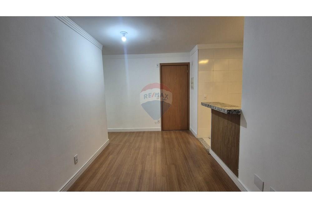 Apartamento para alugar com 2 quartos, 43m² - Foto 5