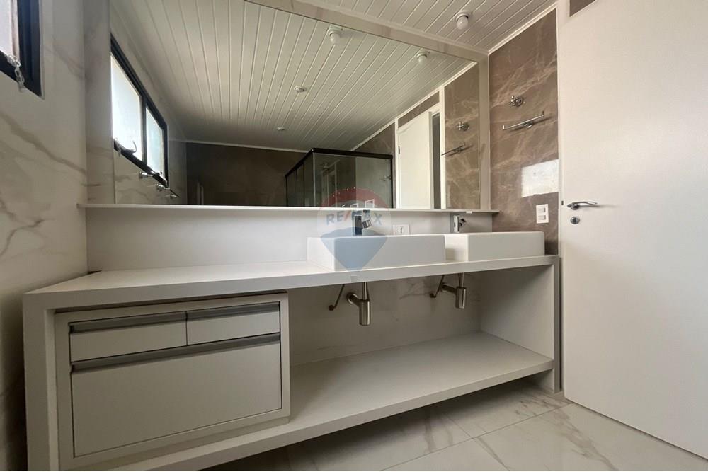 Apartamento, 4 quartos, 250 m² - Foto 14