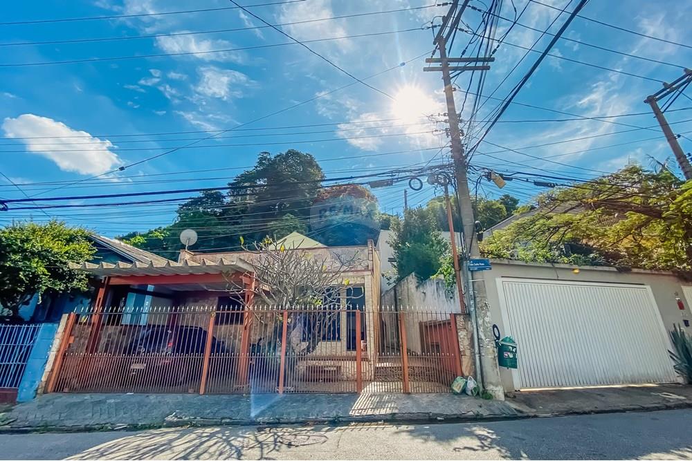 Casa à venda com 4 quartos, 160m² - Foto 1