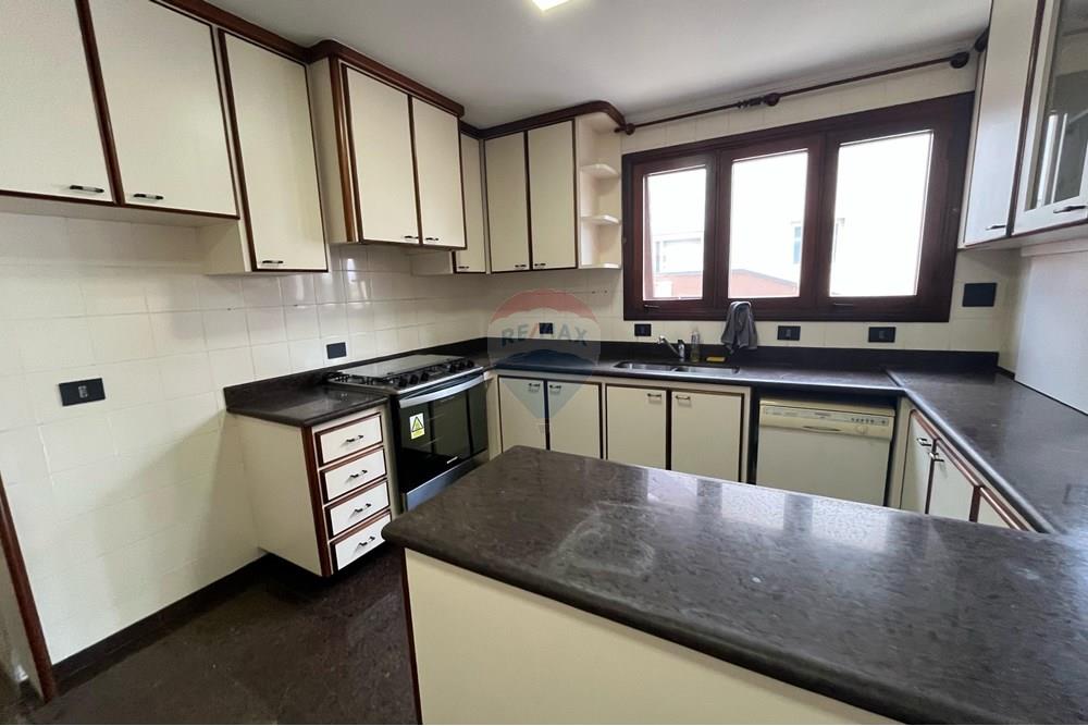 Casa para alugar com 4 quartos, 560m² - Foto 36